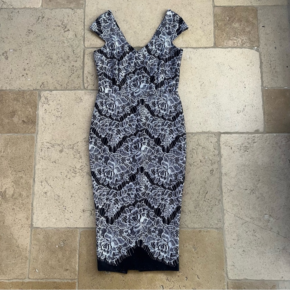 VNTG Neiman Marcus bodycon pencil dress